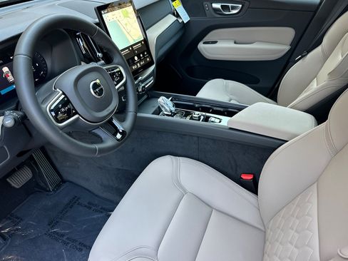 New 2026 Volvo XC60 B5 Core w/ Climate Package AWD/4WD image 8