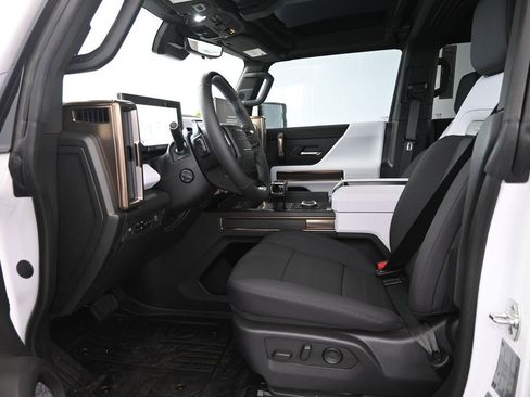 New 2025 GMC Hummer EV 2X image 11