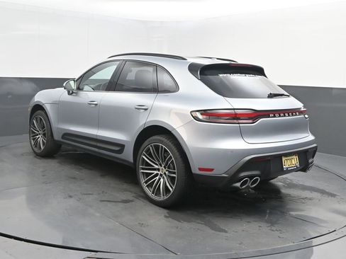 New 2026 Porsche Macan AWD/4WD image 3