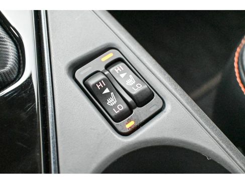 Used 2025 Subaru Crosstrek 2.5i Limited w/ Crosstrek Mirror Package image 25