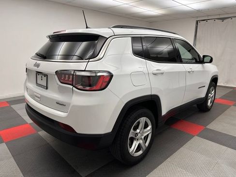 Used 2023 Jeep Compass Latitude AWD/4WD image 6