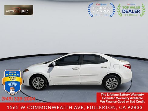 Used 2017 Toyota Corolla LE w/ Carpet Mat Package (TMS) FWD image 4
