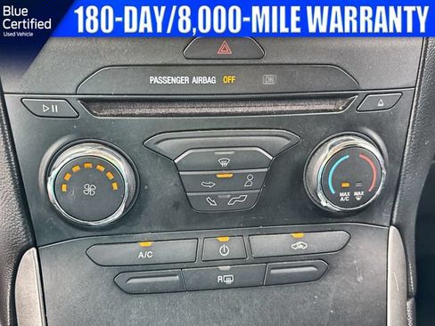 Used 2018 Ford Edge SE FWD image 27