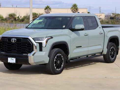 Used 2022 Toyota Tundra SR5 w/ TRD Off-Road Premium Package image 3
