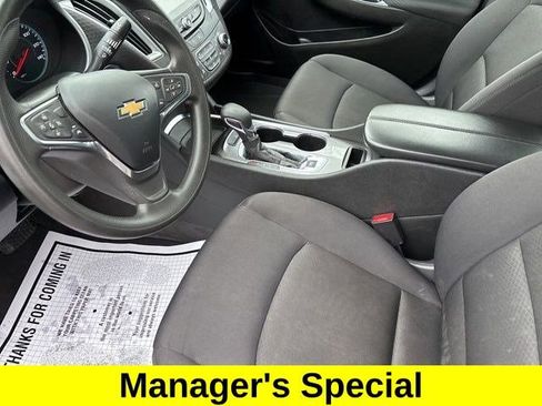 Used 2023 Chevrolet Malibu LT FWD image 11