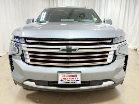 Certified 2023 Chevrolet Suburban High Country image 2