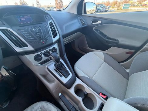 Used 2013 Ford Focus SE image 16