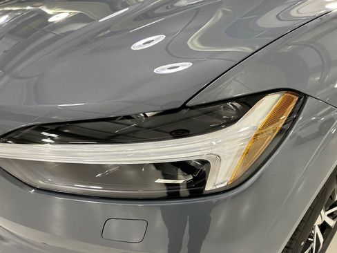 Certified 2024 Volvo XC60 B5 Core w/ Protection Package Premier AWD/4WD image 7