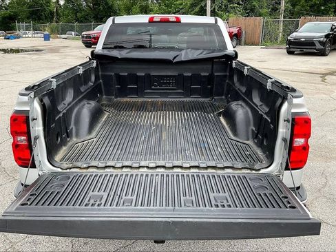 Used 2019 Chevrolet Silverado 1500 LT AWD/4WD image 23