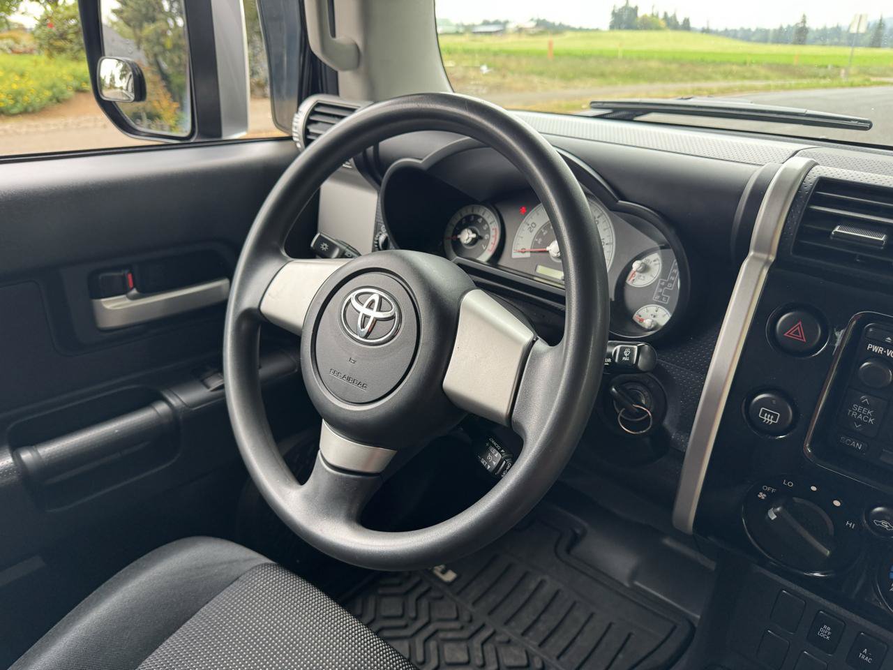Used 2008 Toyota FJ Cruiser 4WD image 27