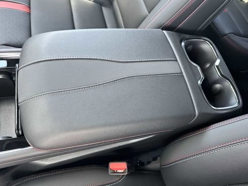 New 2025 Chevrolet Traverse RS w/ LPO, Floor Liner Package image 21