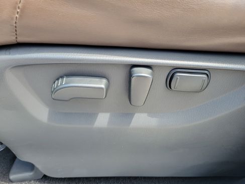 Certified 2023 Nissan Armada Platinum w/ Captain's Chairs Package RWD image 15