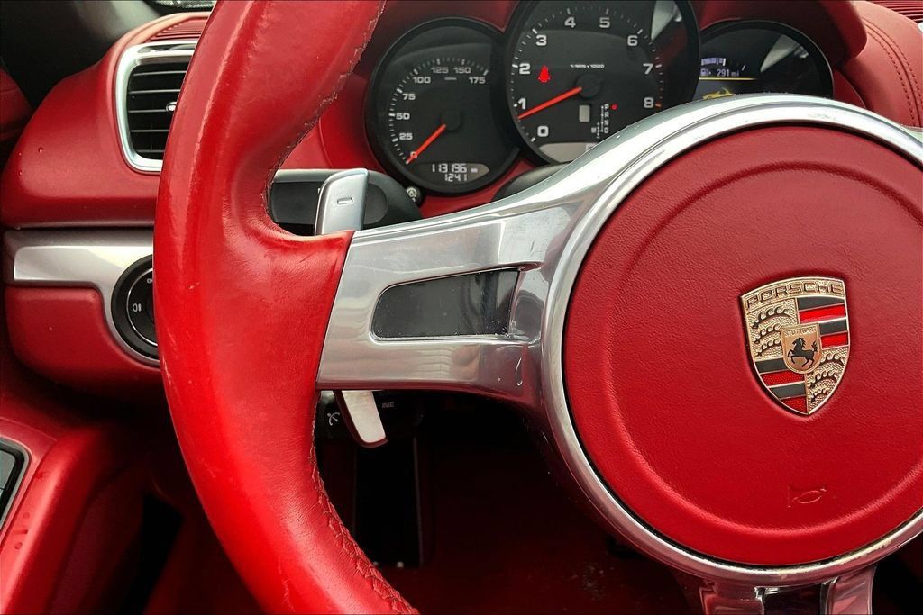 Used 2013 Porsche Boxster RWD image 11