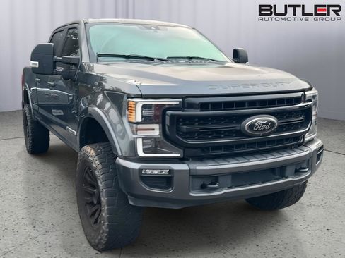 Used 2020 Ford F350 Lariat image 6