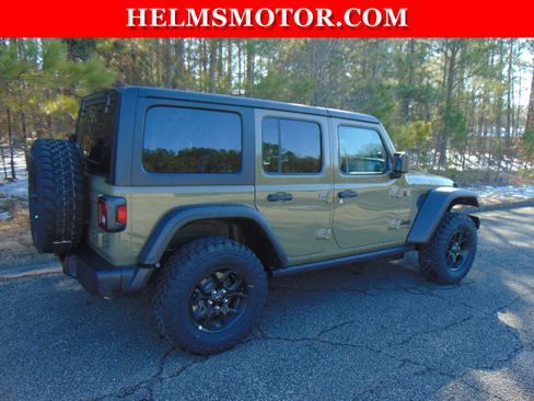 New 2026 Jeep Wrangler Willys AWD/4WD image 17