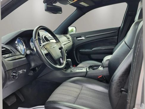 Used 2013 Chrysler 300 S AWD/4WD image 13