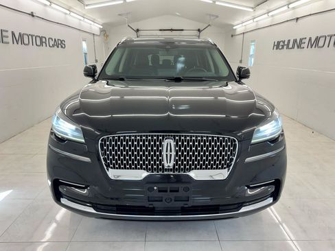 Used 2024 Lincoln Aviator Reserve w/ Elements Package Plus AWD/4WD image 2