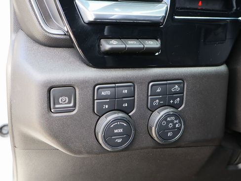 Certified 2024 Chevrolet Silverado 2500 High Country w/ Technology Package AWD/4WD image 13