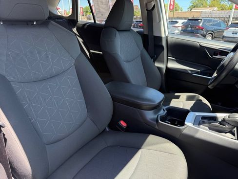 Certified 2025 Toyota RAV4 XLE FWD image 18