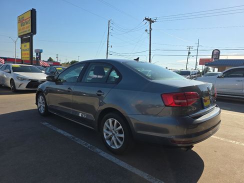 Used 2015 Volkswagen Jetta SE FWD image 7