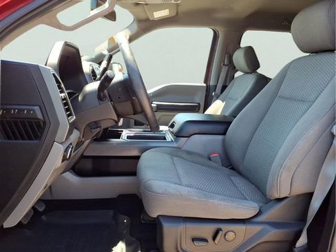 Used 2019 Ford F150 XLT w/ Equipment Group 302A Luxury AWD/4WD image 19