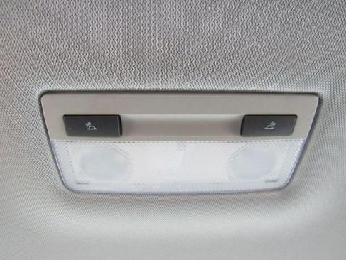 Used 2025 Chevrolet Malibu LT image 28