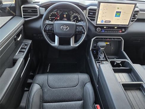 Used 2023 Toyota Tundra Limited image 12