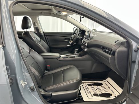 Certified 2024 Nissan Sentra SR w/ SR Premium Package image 11