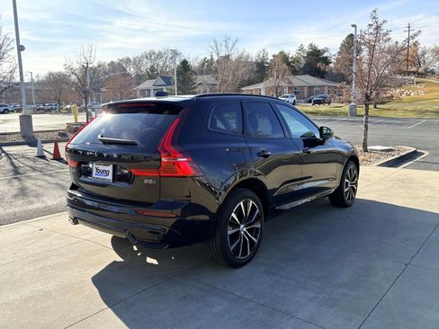 Used 2024 Volvo XC60 B5 Plus image 5
