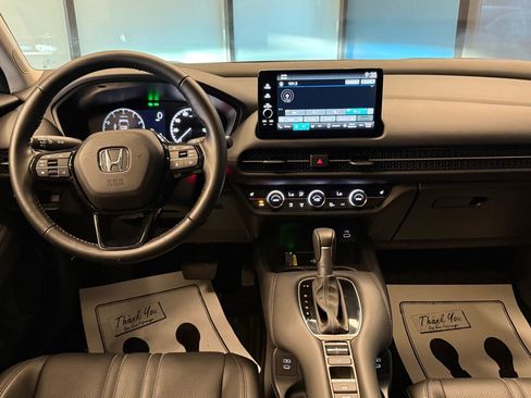 Used 2025 Honda HR-V EX-L image 9