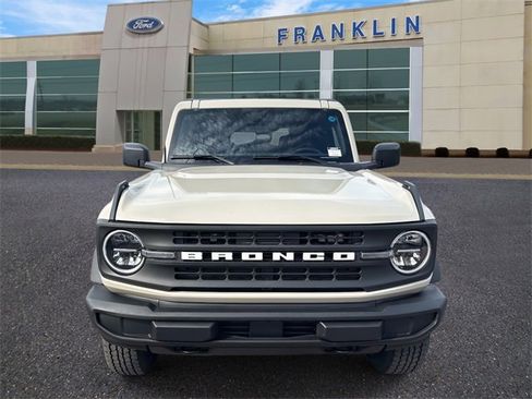 New 2025 Ford Bronco Big Bend image 2