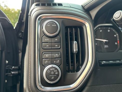 Used 2020 GMC Sierra 3500 AT4 w/ AT4 Premium Package image 27