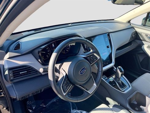 Used 2024 Subaru Outback Premium image 9