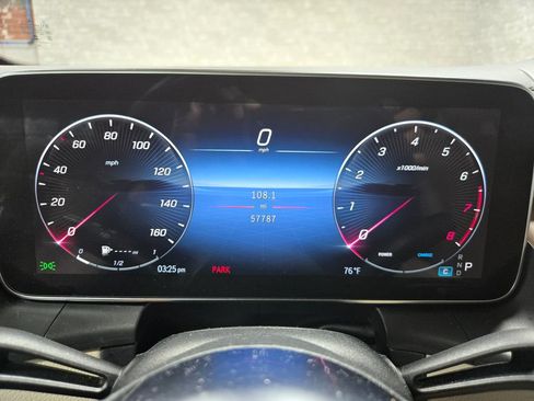 Used 2023 Mercedes-Benz GLC 300 4MATIC image 19