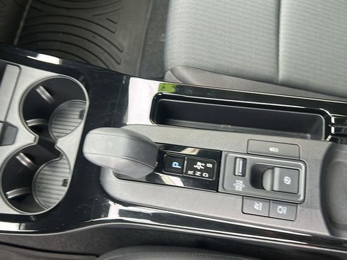 Used 2023 Toyota Prius LE image 16