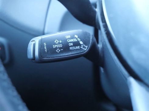 Used 2015 Audi Q5 3.0T Premium Plus w/ Technology Package image 19