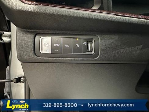Used 2024 Chevrolet Traverse RS w/ LPO, Floor Liner Package image 18