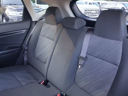 Used 2024 Kia Seltos LX AWD/4WD image 16