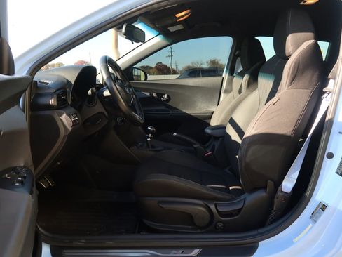 Used 2020 Hyundai Veloster N w/ Performance Package image 17