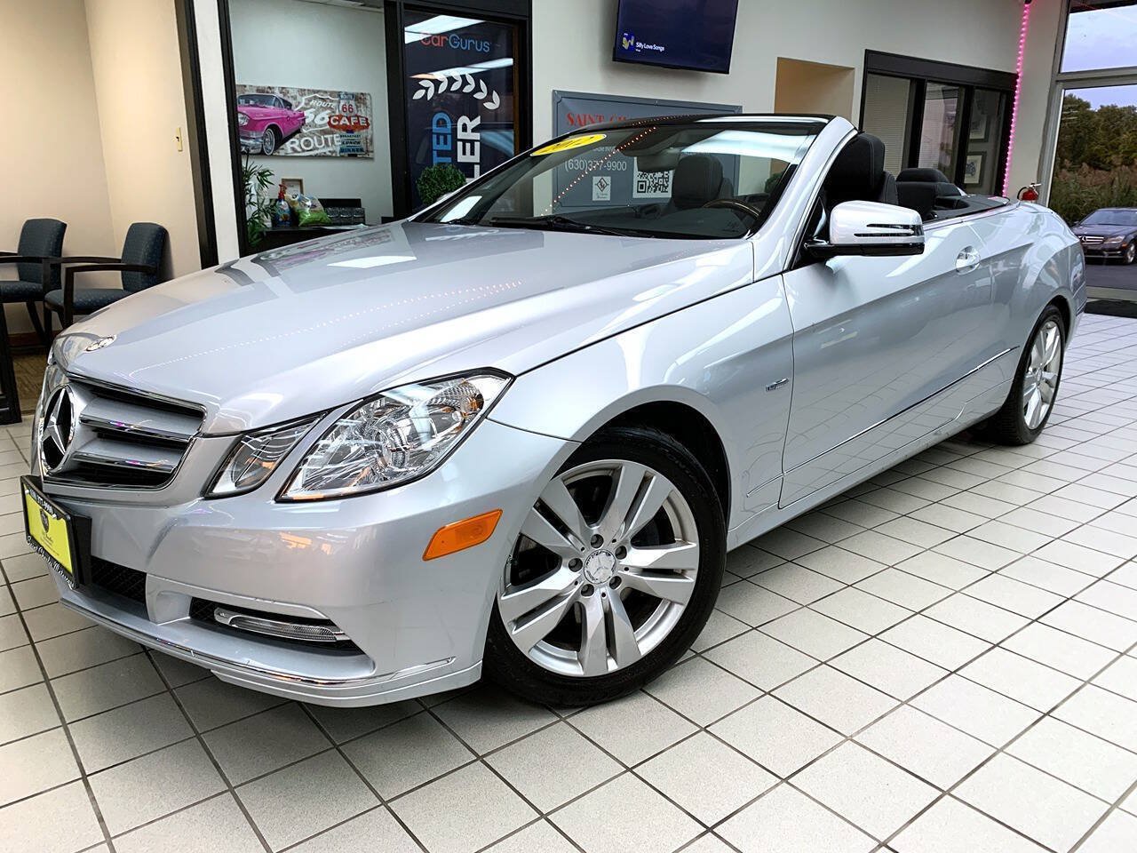 Used 2012 Mercedes-Benz E 350 Cabriolet image 2