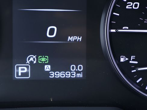 Certified 2024 Subaru Outback Limited AWD/4WD image 9