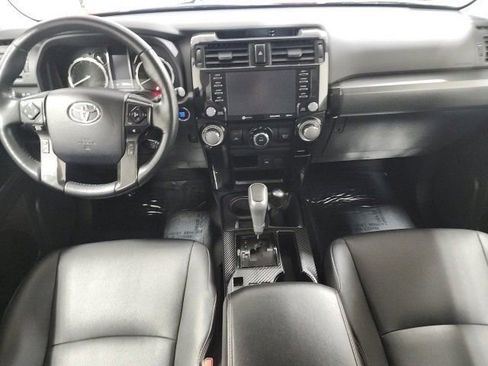 Certified 2024 Toyota 4Runner TRD Off-Road Premium image 2