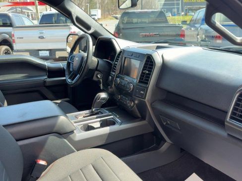 Used 2020 Ford F150 XLT w/ Equipment Group 302A Luxury image 16