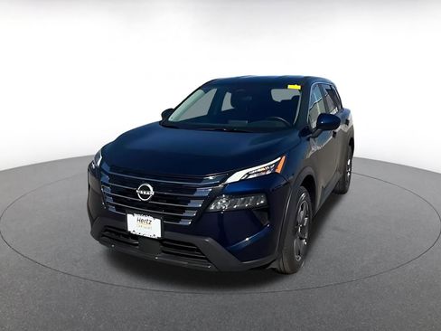 Used 2025 Nissan Rogue SV image 7