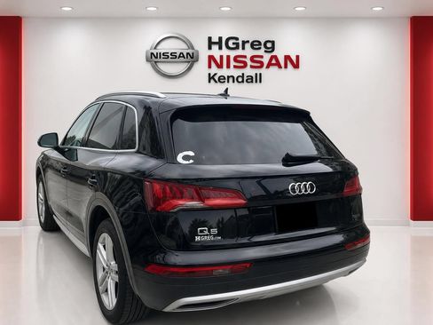 Used 2020 Audi Q5 2.0T Premium AWD/4WD image 2