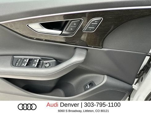 Used 2023 Audi Q7 3.0T Prestige w/ Prestige Package AWD/4WD image 13