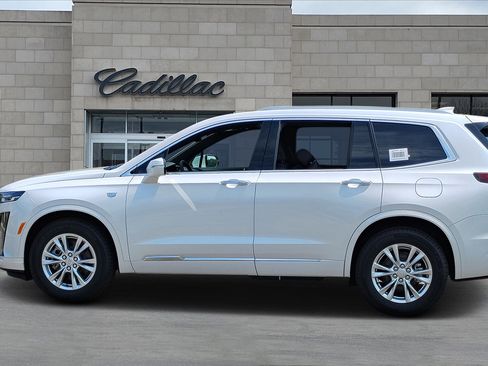 New 2025 Cadillac XT6 Luxury w/ LPO, Premium Carpet Package image 5