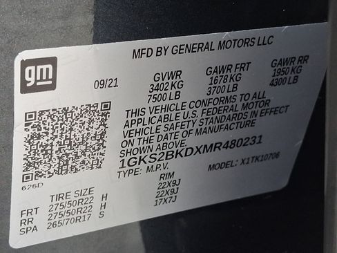 Used 2021 GMC Yukon SLT w/ Rear Media and Nav Package AWD/4WD image 27
