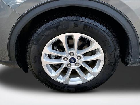 Used 2022 Ford Escape SE w/ Cold Weather Package image 32