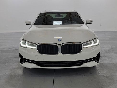 Used 2022 BMW 530i xDrive w/ Convenience Package AWD/4WD image 3